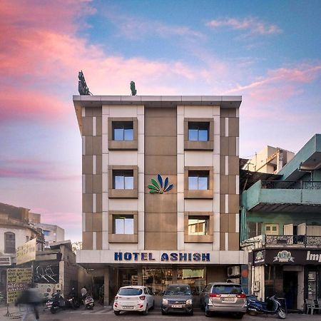 אחמדאבאד Hotel Ashish מראה חיצוני תמונה